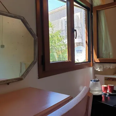 מלון Nadide Breakfast&room אלאקאטי
